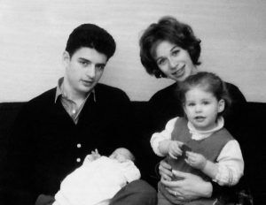 CAROLE KING: The Tapestry of Her Amazing Life CAROLE KING